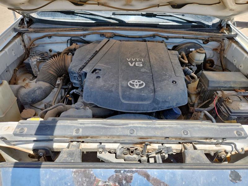 5TFJU4GN4BX007318 - 2011 TOYOTA TACOMA DOUBLE CAB PRERUNNER WHITE photo 11