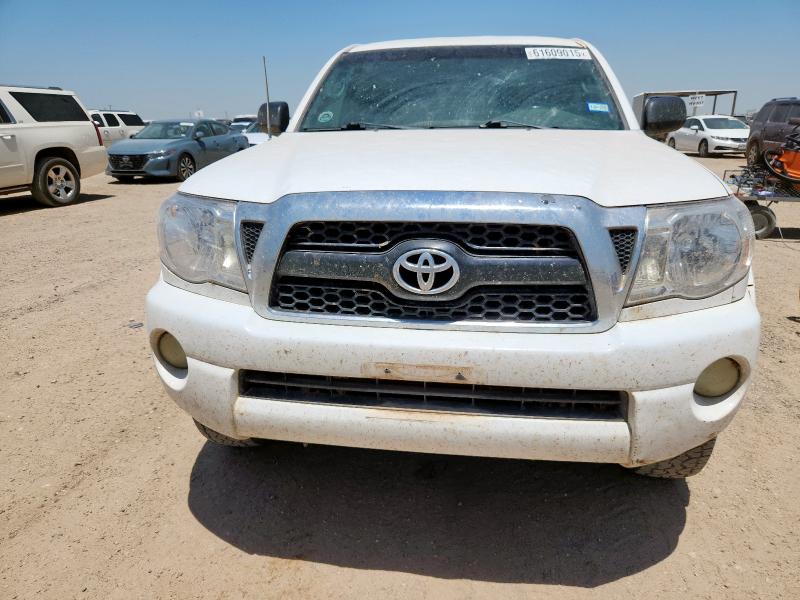 5TFJU4GN4BX007318 - 2011 TOYOTA TACOMA DOUBLE CAB PRERUNNER WHITE photo 5