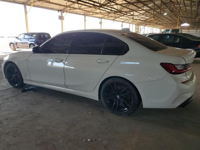 3MW5U7J07M8B99946 - 2021 BMW M340I WHITE photo 2