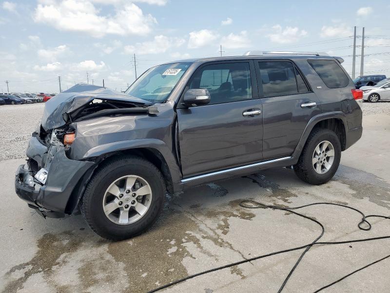 2010 TOYOTA 4RUNNER SR5, 