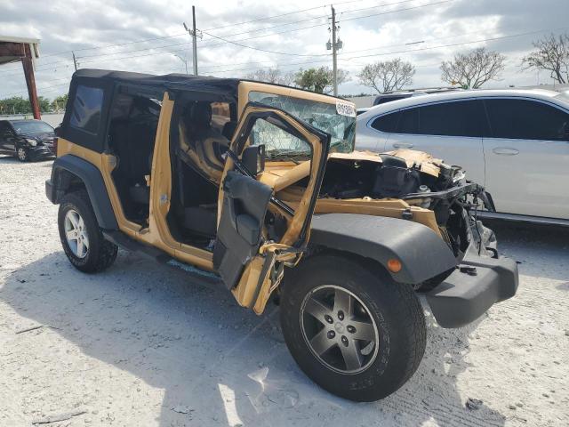 1C4BJWDG8EL129383 - 2014 JEEP WRANGLER U SPORT GOLD photo 4