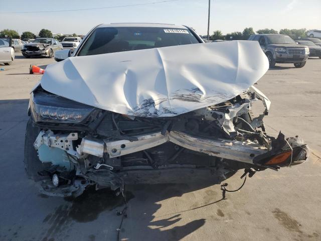 19UUB2F63KA005436 - 2019 ACURA TLX TECHNOLOGY WHITE photo 5