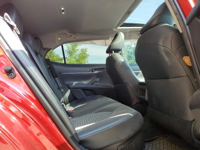 4T1B21HK5MU015215 - 2021 TOYOTA CAMRY XLE 红色 照片 10