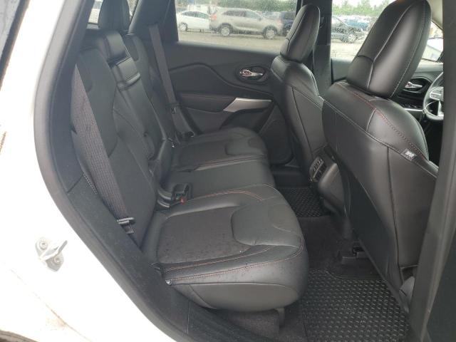 1C4PJMBS5HW570280 - 2017 JEEP CHEROKEE TRAILHAWK WHITE photo 11