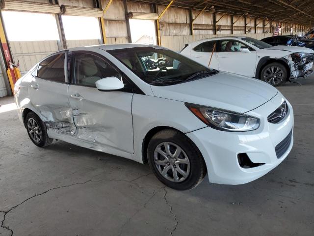 KMHCT4AE0DU584657 - 2013 HYUNDAI ACCENT GLS Weiß Foto 4