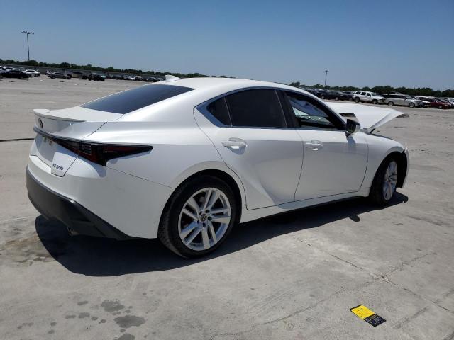 JTHAA1D26M5113672 - 2021 LEXUS IS 300 WHITE photo 3