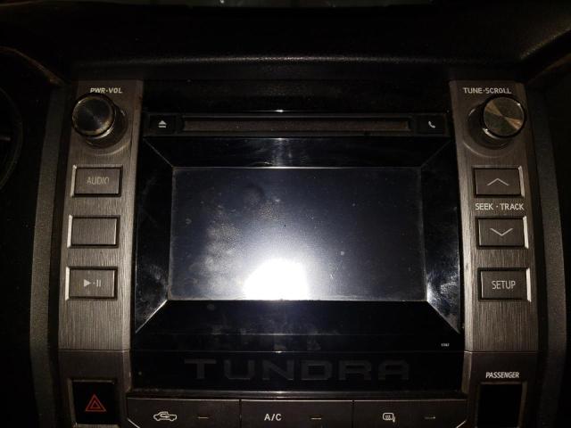 5TFUM5F12EX058449 - 2014 TOYOTA TUNDRA DOUBLE CAB SR/SR5 SILVER photo 9