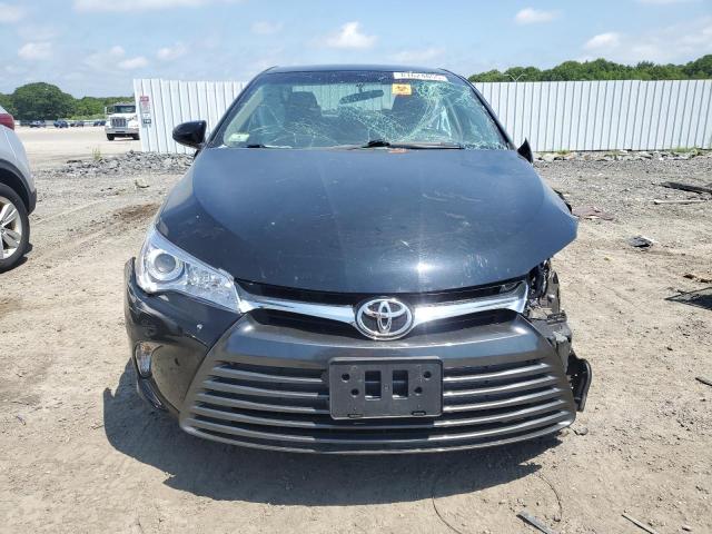 4T1BF1FK8HU684706 - 2017 TOYOTA CAMRY LE შავი ფოტო 5