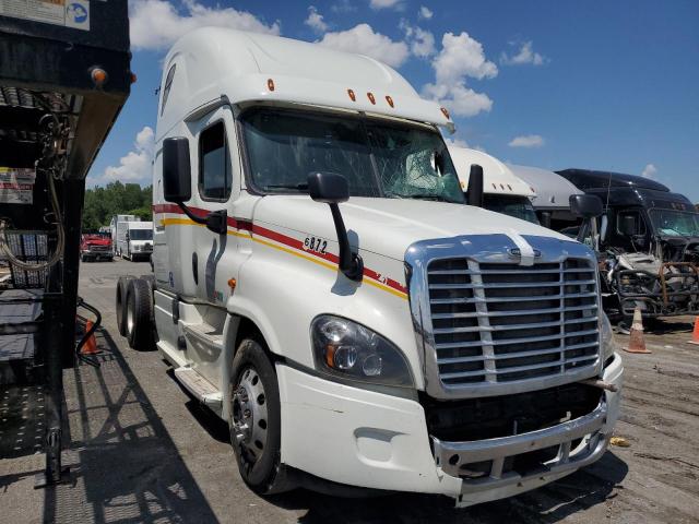 2017 FREIGHTLINER CASCADIA 1, null