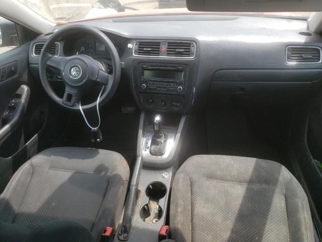 3VW2K7AJ8DM219405 - 2013 VOLKSWAGEN JETTA BASE أحمر صورة 8