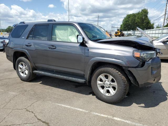 JTEMU5JR5M5913972 - 2021 TOYOTA 4RUNNER SR5/SR5 PREMIUM GRAY photo 4