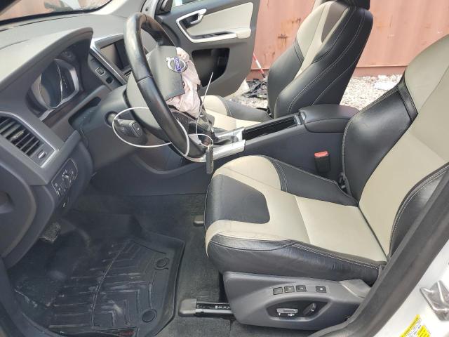 YV440MDR5H2187878 - 2017 VOLVO XC60 T5 DYNAMIC თეთრი ფოტო 7