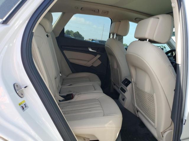 WA1CNAFY1K2130999 - 2019 AUDI Q5 PRESTIGE 白色 照片 10
