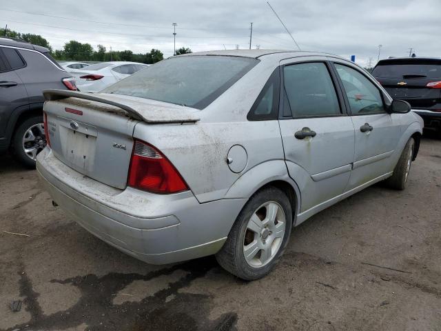 1FAHP34N26W227238 - 2006 FORD FOCUS ZX4 SILVER photo 3