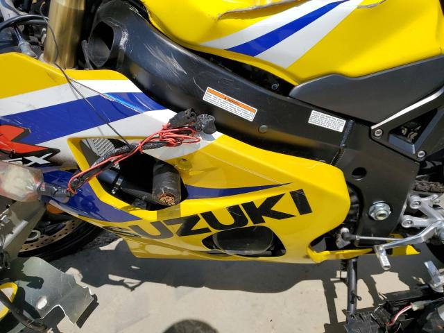 JS1GN7CA952112508 - 2005 SUZUKI GSX-R600 K YELLOW photo 7