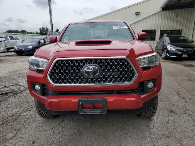 3TMCZ5AN3KM272598 - 2019 TOYOTA TACOMA DOUBLE CAB RED photo 5