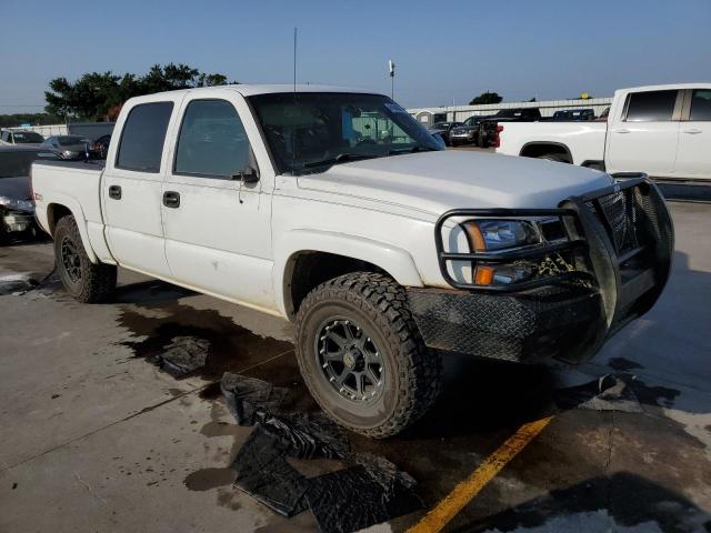 2GCEK13Z471182879 - 2007 CHEVROLET SILVERADO K1500 CLASSIC CREW CAB WHITE photo 4