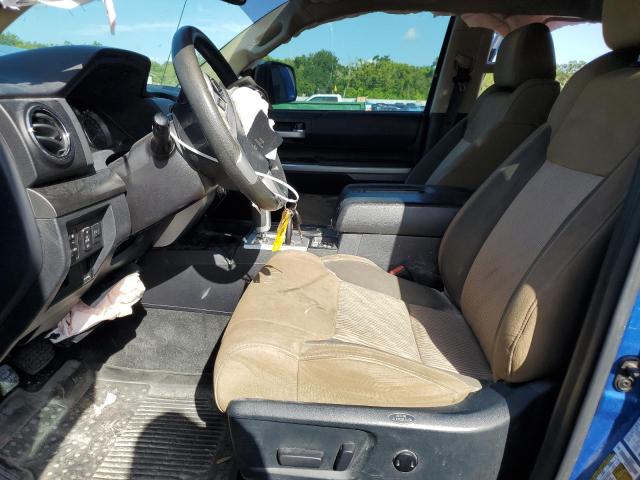 5TFRM5F13HX114523 - 2017 TOYOTA TUNDRA DOUBLE CAB SR/SR5 BLUE photo 7