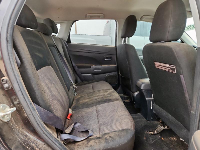 JA4AP3AU1HZ012856 - 2017 MITSUBISHI OUTLANDER ES შავი ფოტო 11