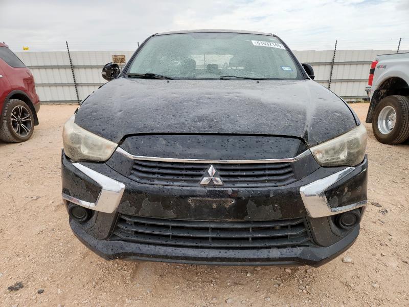 JA4AP3AU1HZ012856 - 2017 MITSUBISHI OUTLANDER ES შავი ფოტო 5