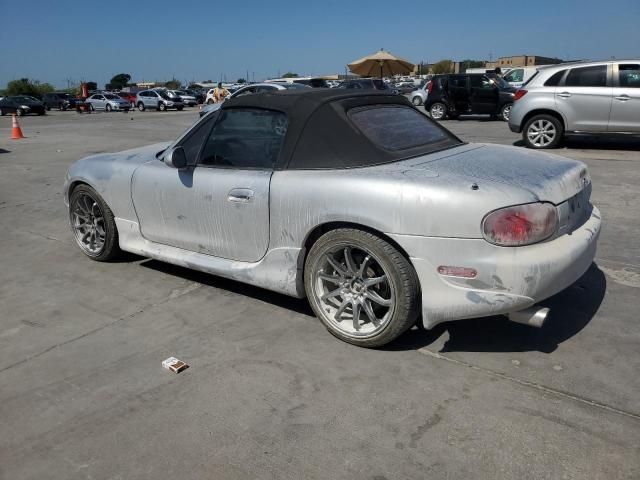 JM1NB353830313371 - 2003 MAZDA MX-5 MIATA BASE SILVER photo 2