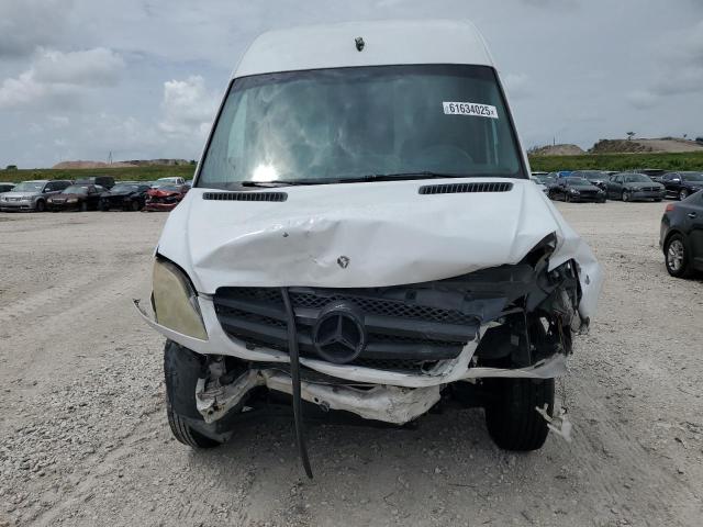 WD3PE8CC9D5770222 - 2013 MERCEDES-BENZ SPRINTER 2500 Սպիտակ լուսանկար 5