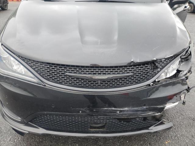 2C4RC1EG1JR165153 - 2018 CHRYSLER PACIFICA TOURING L PLUS GRAY photo 12