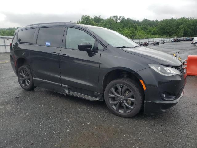2C4RC1EG1JR165153 - 2018 CHRYSLER PACIFICA TOURING L PLUS GRAY photo 4