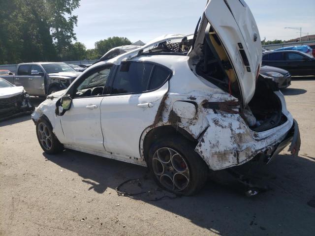 ZASFAKPN4J7B70348 - 2018 ALFA ROMEO STELVIO SPORT თეთრი ფოტო 2