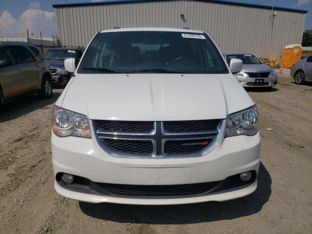 2C4RDGCG1JR323834 - 2018 DODGE GRAND CARA SXT WHITE photo 5