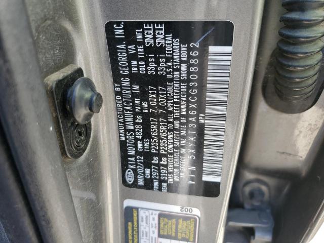 5XYKT3A6XCG308862 - 2012 KIA SORENTO BASE GRAY photo 12