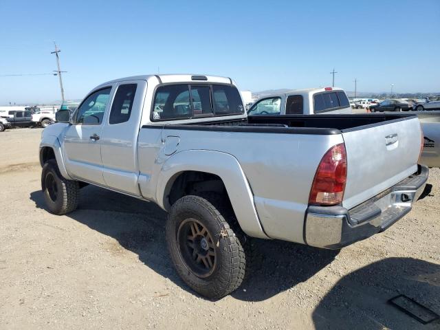 5TETX62N88Z588987 - 2008 TOYOTA TACOMA PRERUNNER ACCESS CAB SILVER photo 2