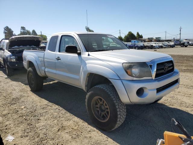 5TETX62N88Z588987 - 2008 TOYOTA TACOMA PRERUNNER ACCESS CAB SILVER photo 4