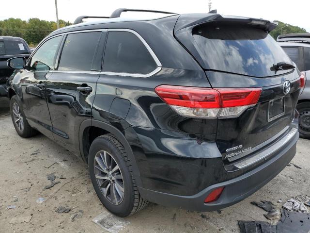 5TDKZRFH8HS522559 - 2017 TOYOTA HIGHLANDER SE BLACK photo 3