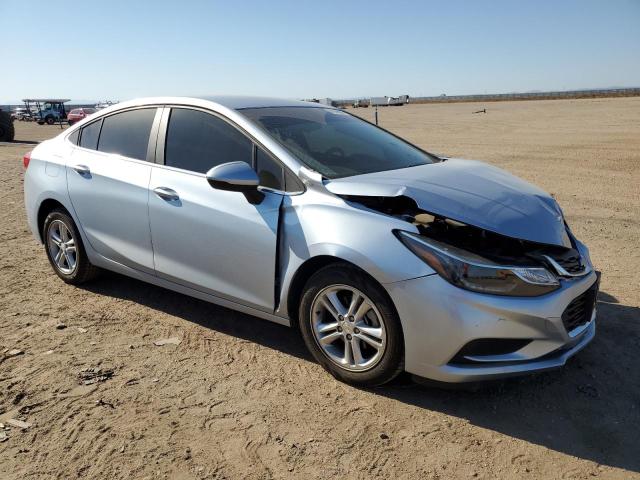 1G1BE5SMXJ7145359 - 2018 CHEVROLET CRUZE LT BLUE photo 4