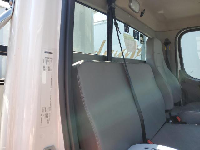 1FVACWFD7RHVH0312 - 2024 FREIGHTLINER M2 106 MEDIUM DUTY WHITE photo 6