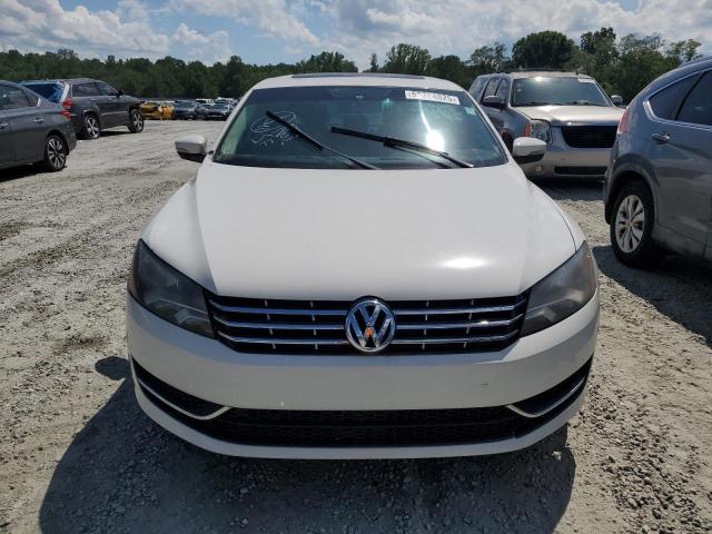 1VWBN7A31DC102064 - 2013 VOLKSWAGEN PASSAT SE Beyaz fotoğraf 5