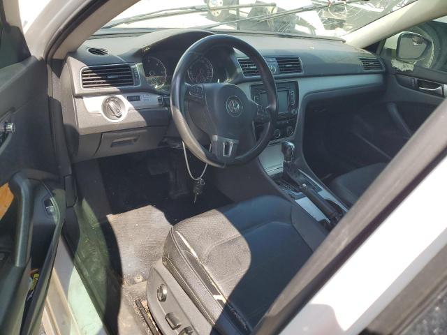 1VWBN7A31DC102064 - 2013 VOLKSWAGEN PASSAT SE Beyaz fotoğraf 8