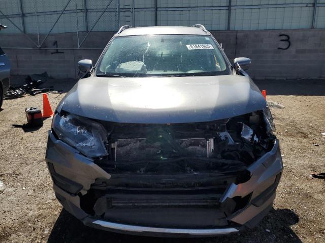 KNMAT2MV5JP526436 - 2018 NISSAN ROGUE S 灰色 照片 5