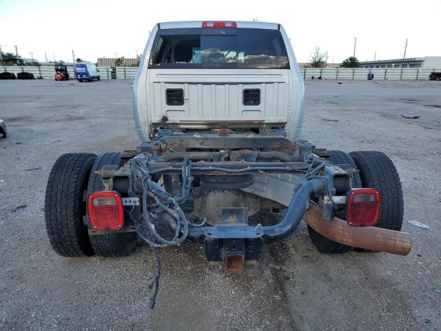 3C63RPHL2HG579811 - 2017 RAM 3500 SLT SILVER photo 6