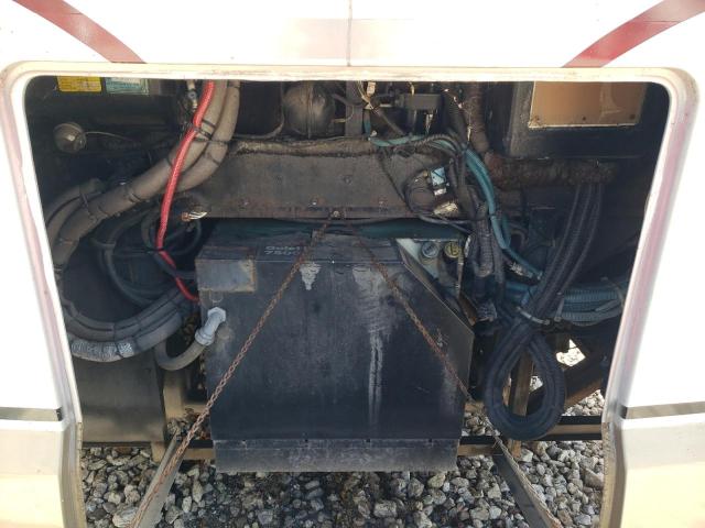 1RF22454X22019337 - 2002 ROADMASTER RAIL RAISED RAI BEIGE photo 7