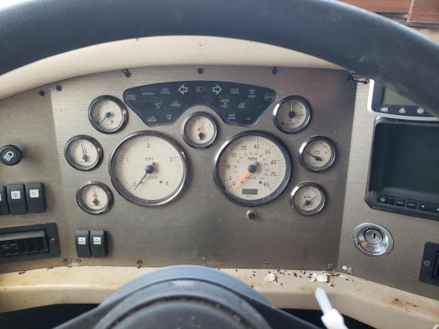 1RF22454X22019337 - 2002 ROADMASTER RAIL RAISED RAI BEIGE photo 8