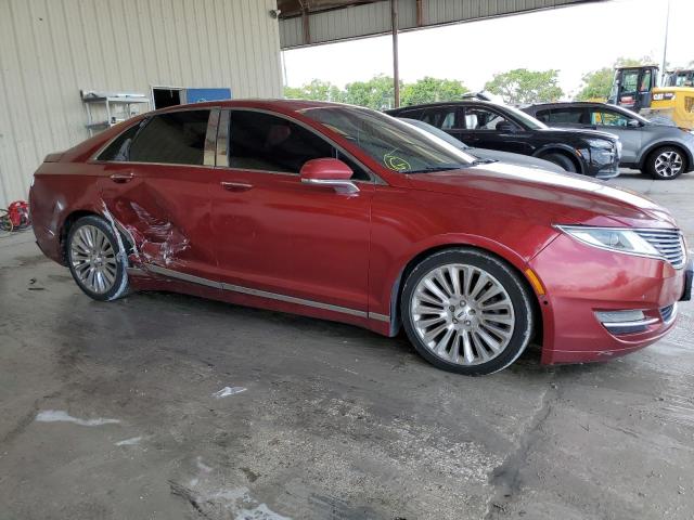 3LN6L2G97DR826931 - 2013 LINCOLN MKZ RED photo 4