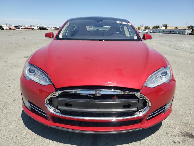 5YJSA1H14EFP34013 - 2014 TESLA MODEL S Красный фото 5