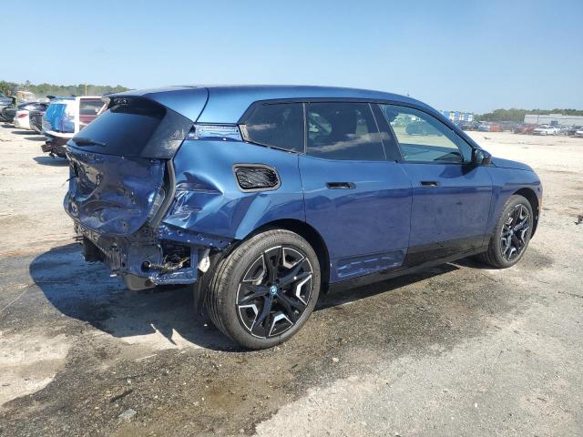 WB523CF07PCM80437 - 2023 BMW IX XDRIVE50 BLUE photo 3