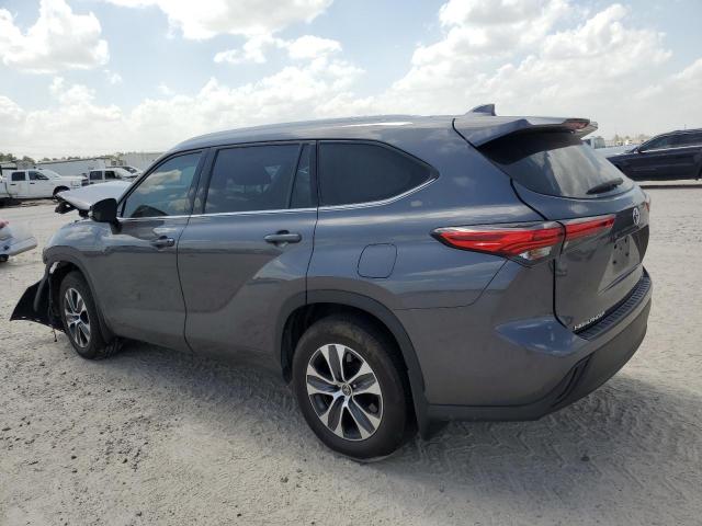 5TDGZRBH0NS567695 - 2022 TOYOTA HIGHLANDER XLE Boz foto 2