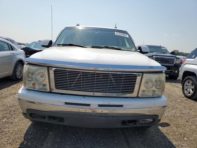 1GNEK13ZX3J274926 - 2003 CHEVROLET TAHOE K1500 WHITE photo 5