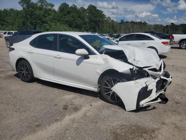 4T1G11AK7PU119020 - 2023 TOYOTA CAMRY SE NIGHT SHADE WHITE photo 4