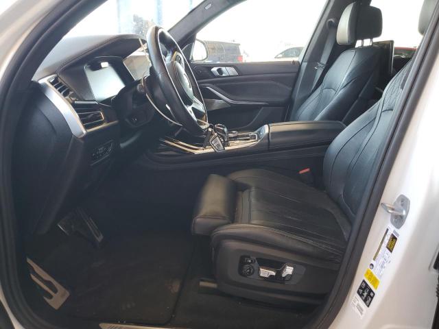 5UXCX4C55KLB39499 - 2019 BMW X7 XDRIVE50I WHITE photo 7