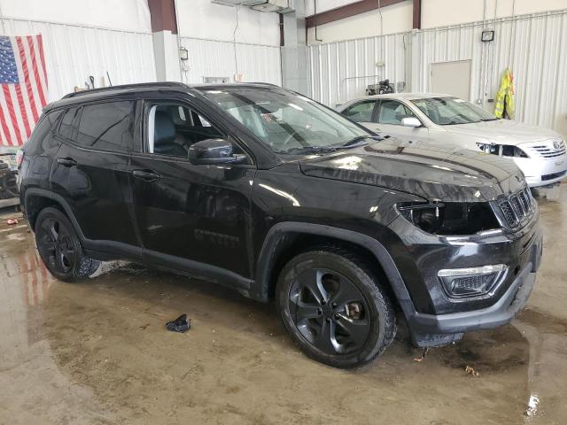 3C4NJDBB2JT366880 - 2018 JEEP COMPASS LATITUDE BLACK photo 4